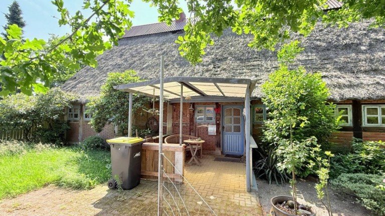 IMG_9538 Syke Zweifamilienhaus +++ Reserviert +++ 2 Parteien Resthof zu verkaufen