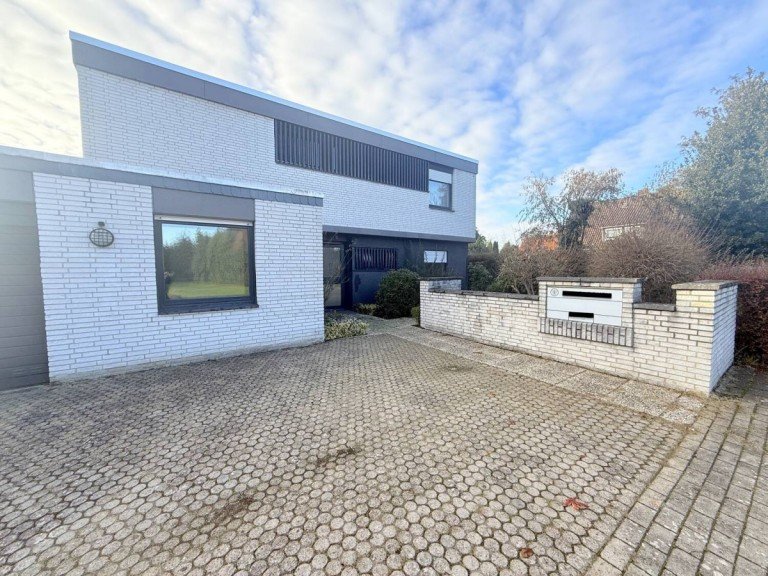 Front Bassum B�rofl�che Gewerbe/B�ror�ume in Bahnhofsn�he - Warmmiete