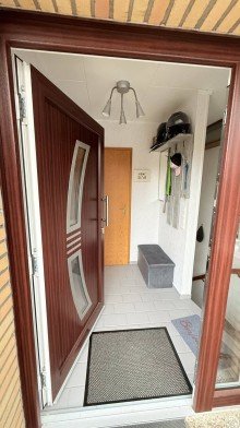 Eingang Syke Stadt- modernisiertes Haus mit Einliegerwohnung zu verkaufen