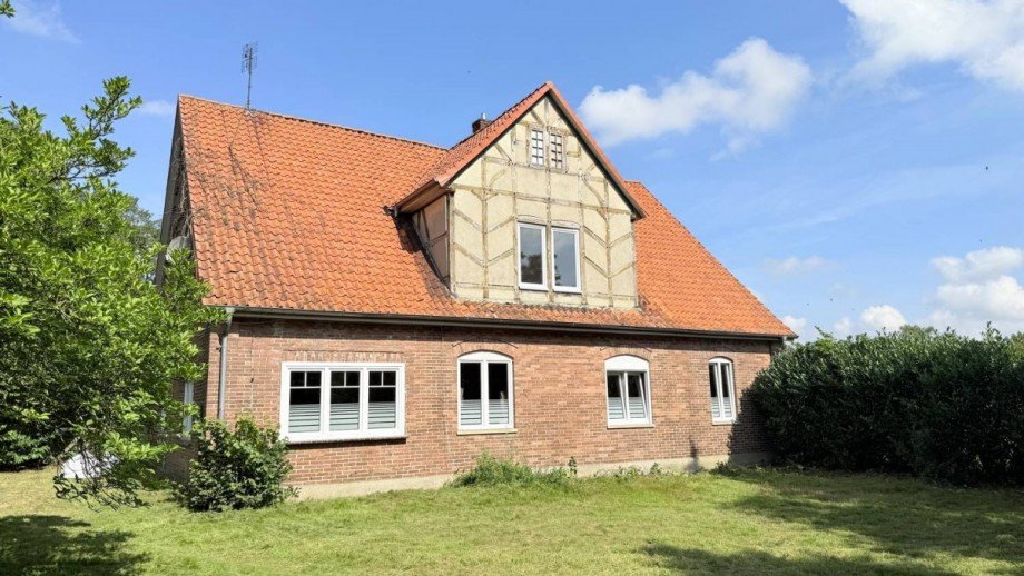 R�ckseite Einfamilienhaus Barnstorf