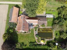  Modernisierter Resthof in Alleinlage + 4 ha Pachtoption zu verkaufen