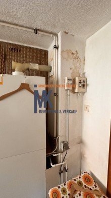  Abriss- oder Sanierungshaus zu verkaufen- VB