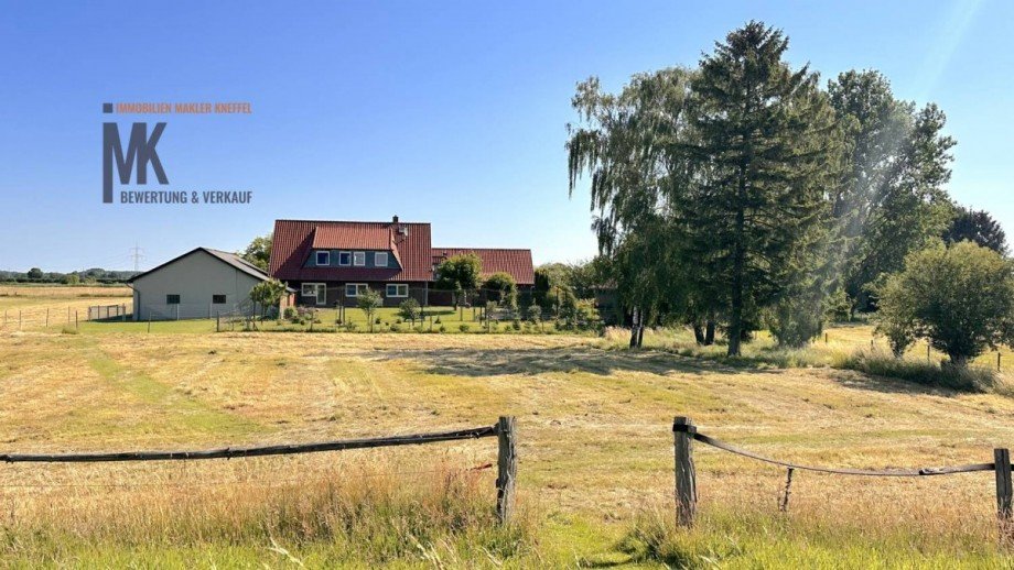 R�ckseite Zweifamilienhaus Verden (Aller) / Dauelsen