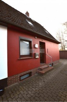 Bild... kleine modernisierte Haush�lfte in Hasport zu verkaufen.