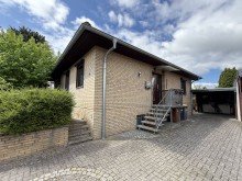 Front Syke Stadt- modernisiertes Haus mit Einliegerwohnung zu verkaufen