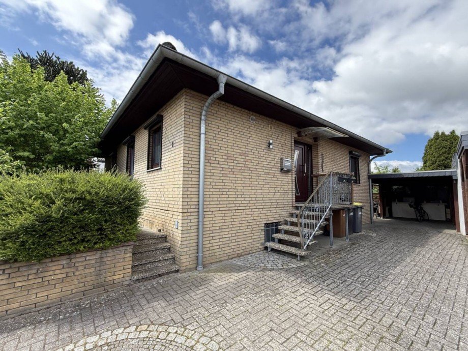 Front Einfamilienhaus Syke
