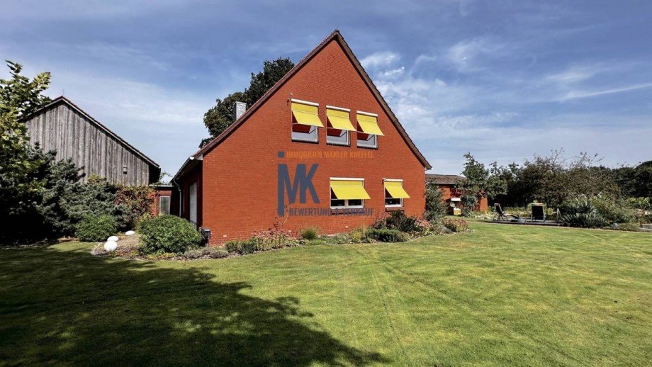Giebelseite Einfamilienhaus Mellinghausen / Brake