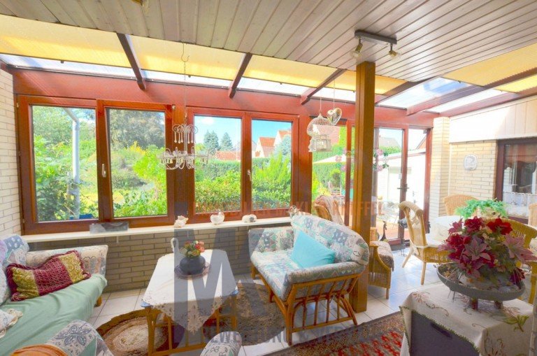 Wintergarten Bremen Doppelhaush�lfte +++RESERVIERT+++solide und gepflegte Doppelhaush�lfte zu verkaufen