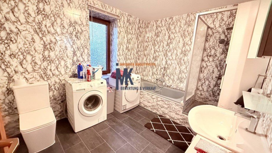 Vollbad EG Zweifamilienhaus Syke / Okel