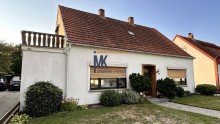  Abriss- oder Sanierungshaus zu verkaufen- VB