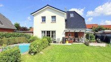R�ck +++ RESERVIERT+++Barrien- sonniges Einfamilienhaus zu verkaufen