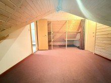 Spitzboden +++RESERVIERT++*sch�ne Balkonwohnung+ ca. 70 qm Nutzfl�che zu verkaufen