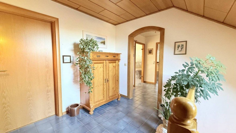 Flur OG Einfamilienhaus Riede