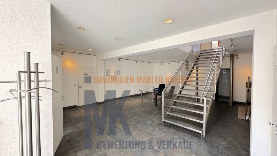 Foyer Halle / Lager / Produktion Syke