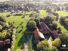 Luftaufnahme Mehrparteienresthof in toller Lage mit Weide  sucht neue Eigent�mer