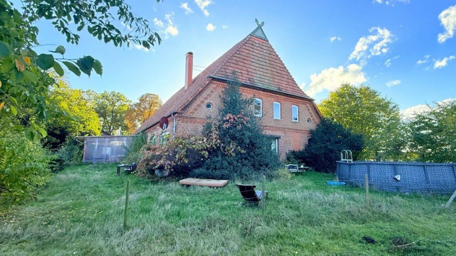 R�ckseite Einfamilienhaus Martfeld