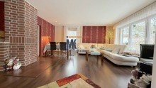 Wohnzimmer Bungalow Wildeshausen- Traditionsgastst�tte + neuw. EFH zu verkaufen