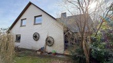 Giebelseite +++ RESERVIERT+++ S�stedt- solides Einfamilienhaus mit toller Aufteilung zu verkaufen