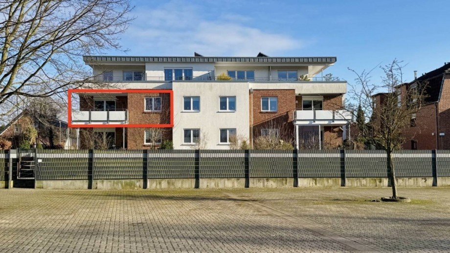 R�ckseite Etagenwohnung Syke