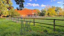 Seite + Weide Mehrparteienresthof in toller Lage mit Weide  sucht neue Eigent�mer