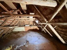 Dachboden Resthof + 1 ha Land zu verkaufen