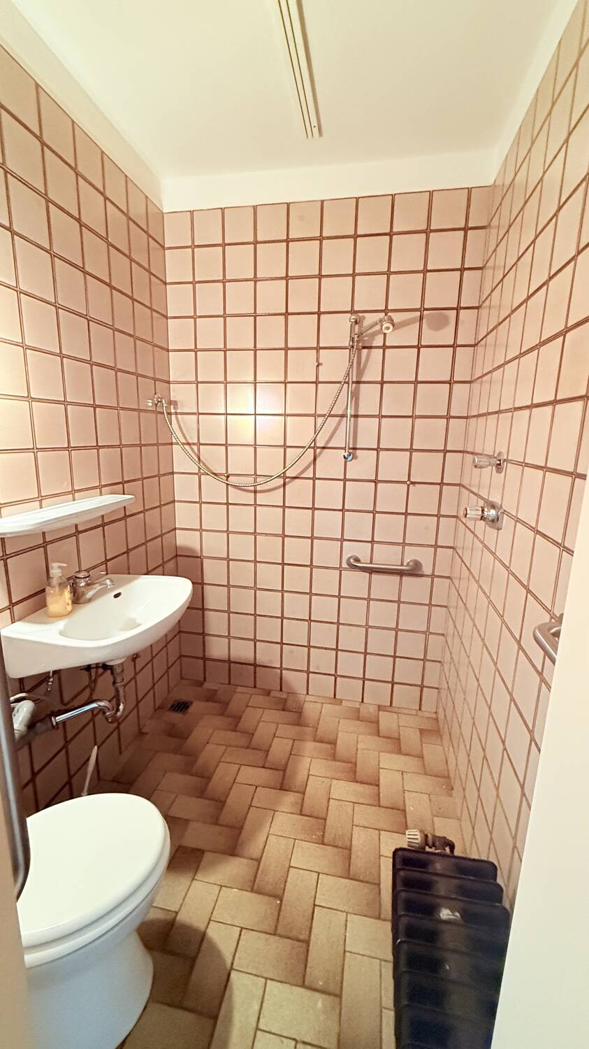 WC B�rofl�che Bassum