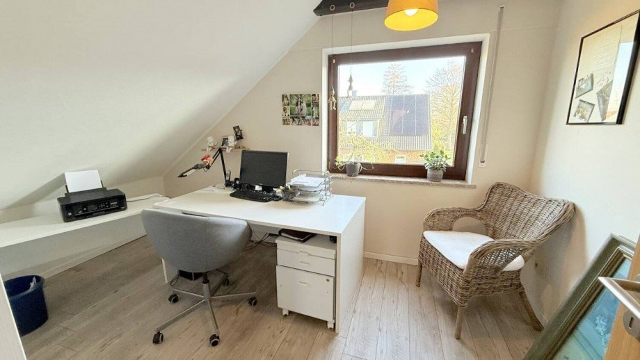 B�ro OG Einfamilienhaus Riede
