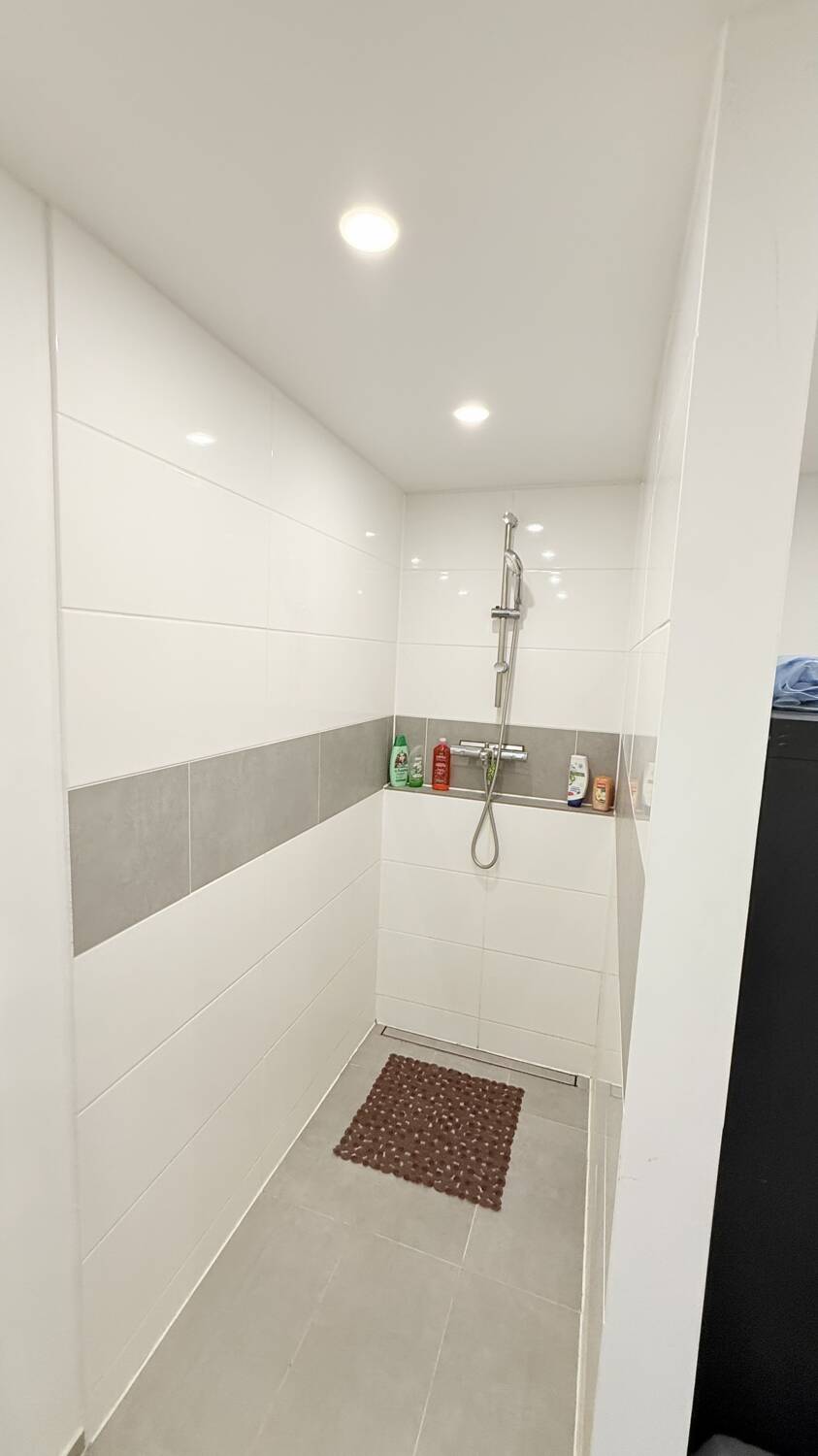 Bad UG Dusche Einfamilienhaus Syke